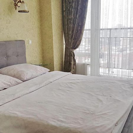 Most City Apart-Hotel Dnyipropetrovszk Kültér fotó