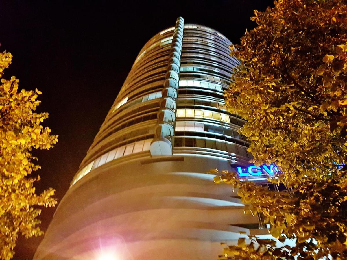 Most City Apart-Hotel Dnyipropetrovszk Kültér fotó